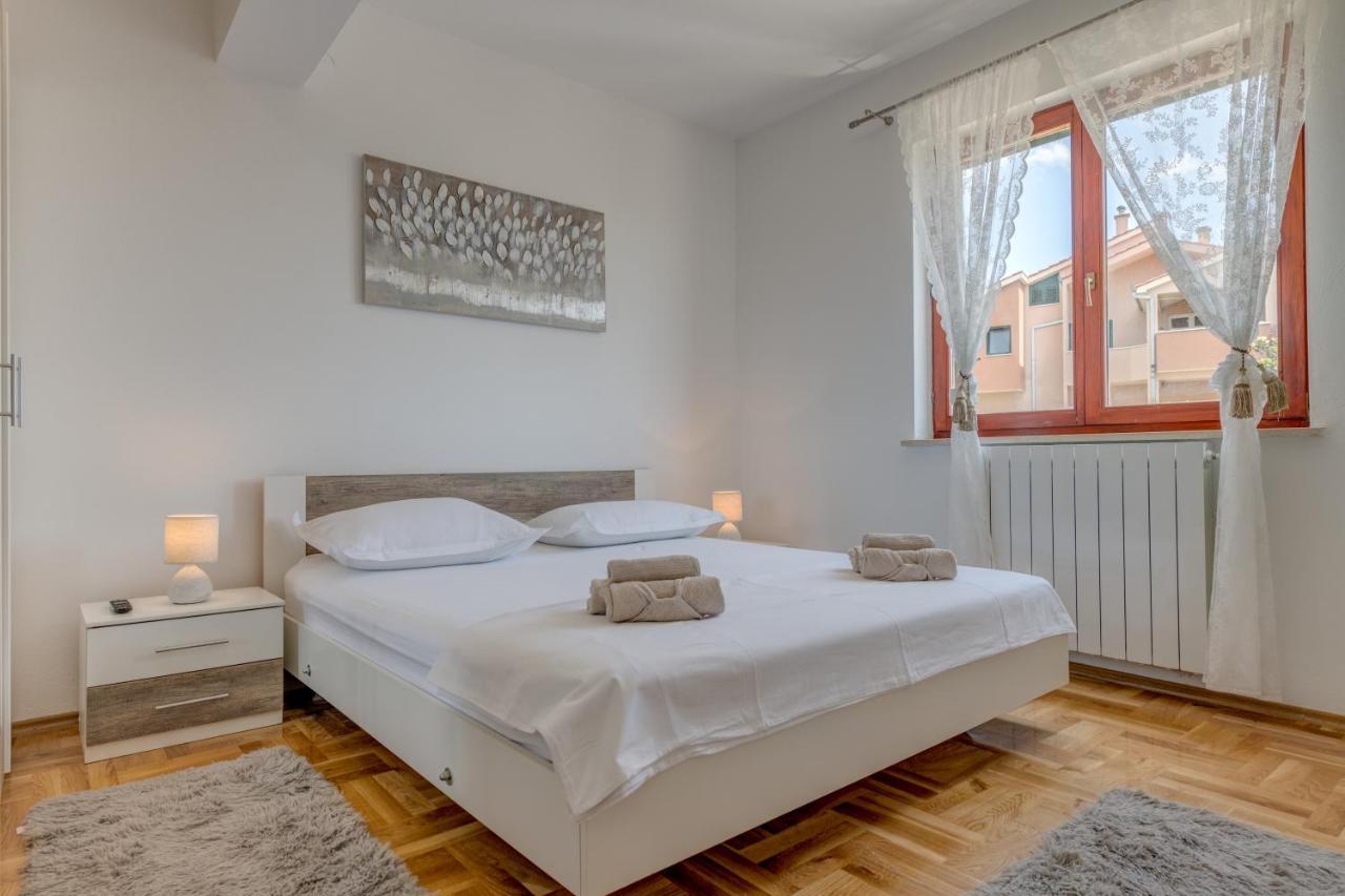 Apartman Aurelia Podstrana Exteriör bild